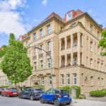 STILVOLLE ALTBAUWOHNUNG MIT BALKON IM SCHMARGENDORFER KIEZ