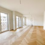 EXKLUSIVE 4-ZIMMER-NEUBAU-WOHNUNG MIT DREI BALKONEN NUR WENIGE METER ZUM SAVIGNYPLATZ EXKLUSIVE 4-ZIMMER-NEUBAU-WOHNUNG MIT DREI BALKONEN NUR WENIGE METER ZUM SAVIGNYPLATZ
