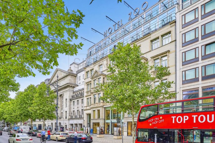 LUXURIÖSES HIGH-END-DACHGESCHOSS MIT TERRASSE IN DIREKTER KU’DAMM NÄHE LUXURIÖSES HIGH-END-DACHGESCHOSS MIT TERRASSE IN DIREKTER KU’DAMM NÄHE