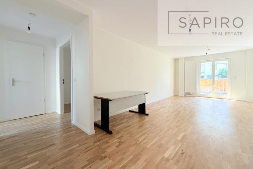 ATTRAKTIVE 2-ZIMMER-WOHNUNG MIT SÜD-TERRASSE WENIGE METER ZUM MASELAKEPARK UND ZUR HAVEL
