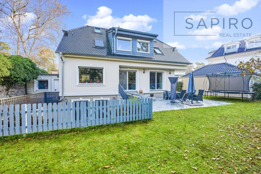 HOCHWERTIG SANIERTES EINFAMILIENHAUS WENIGE SCHRITTE ZUM GRUNEWALD